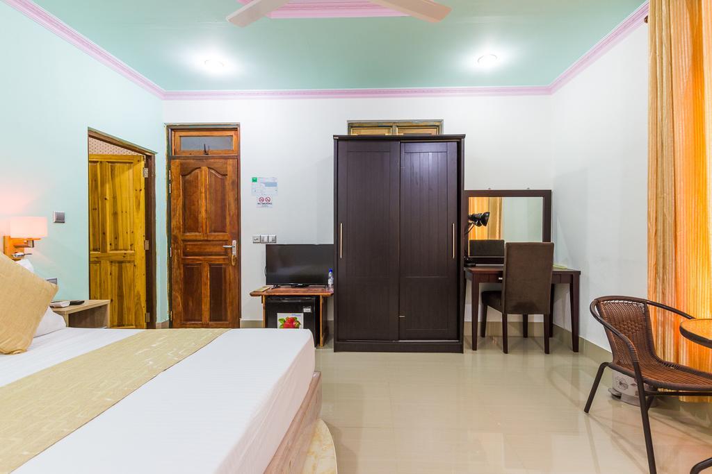 Castle Inn Bodufolhudhoo 외부 사진