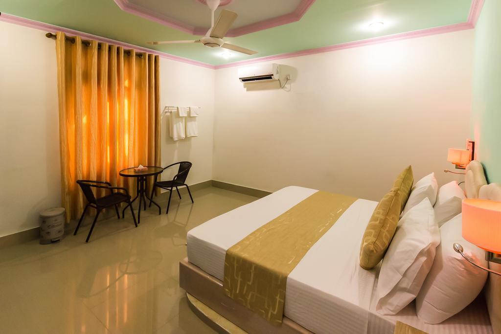 Castle Inn Bodufolhudhoo 외부 사진